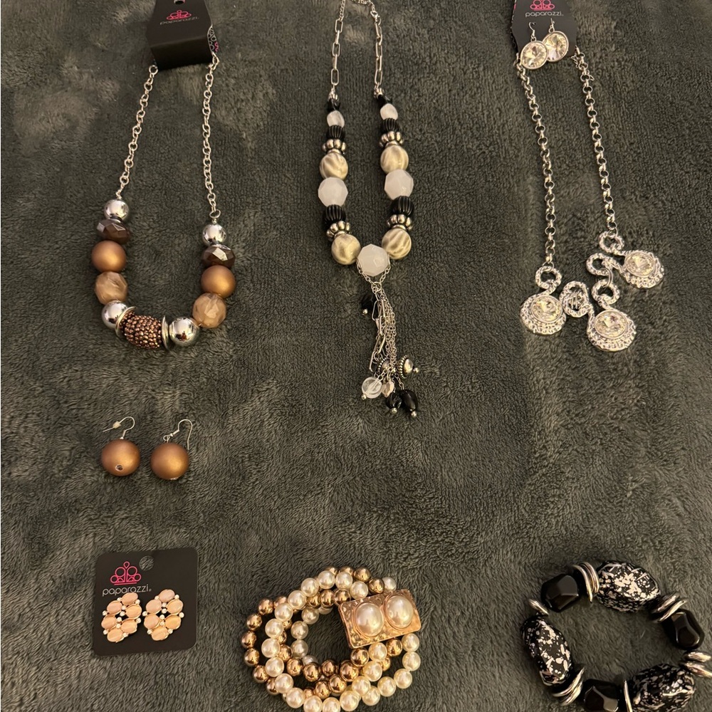 Paparazzi Costume Jewelry Set